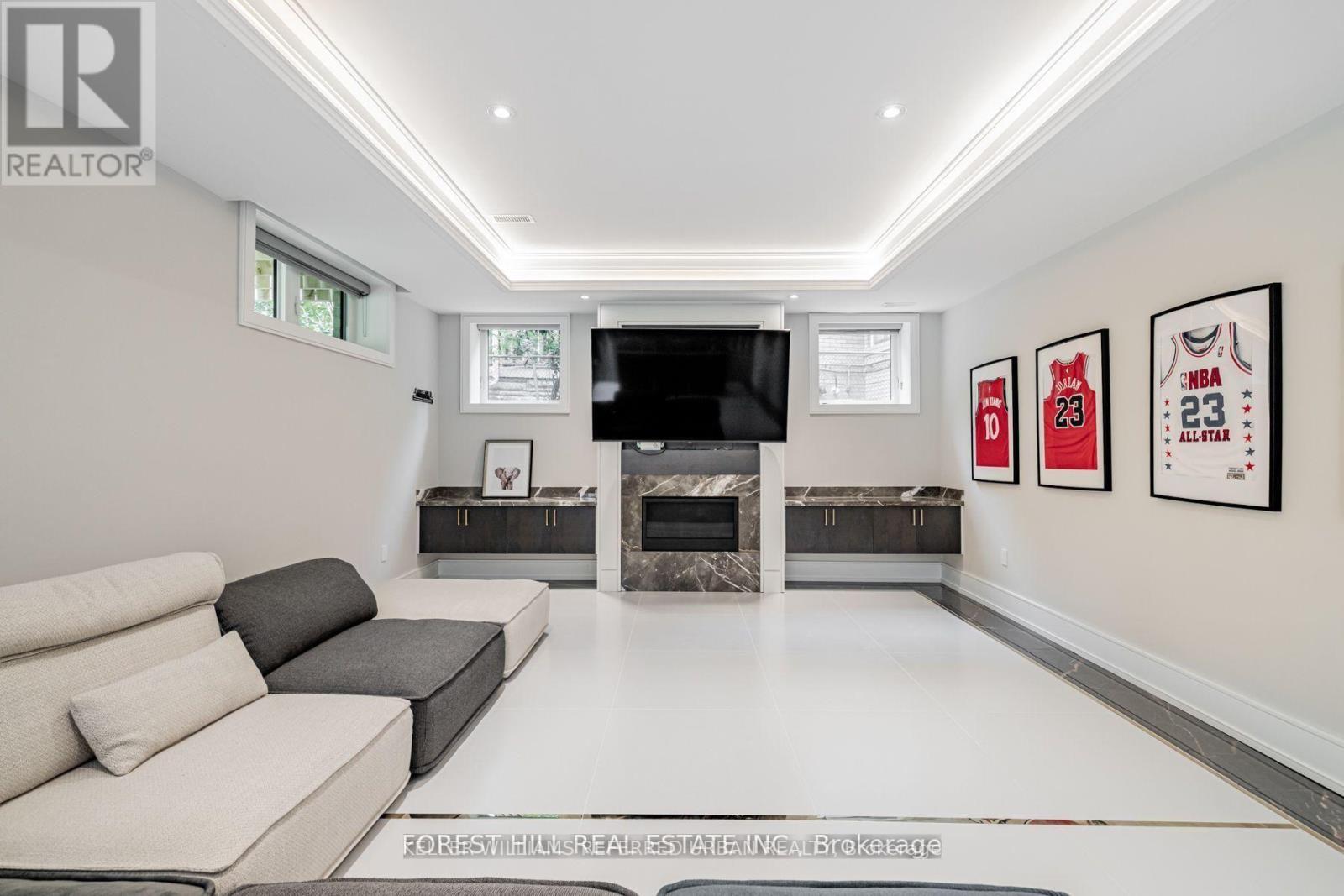 49 Ravenscroft Circle, Toronto, ON - Indoor With Fireplace