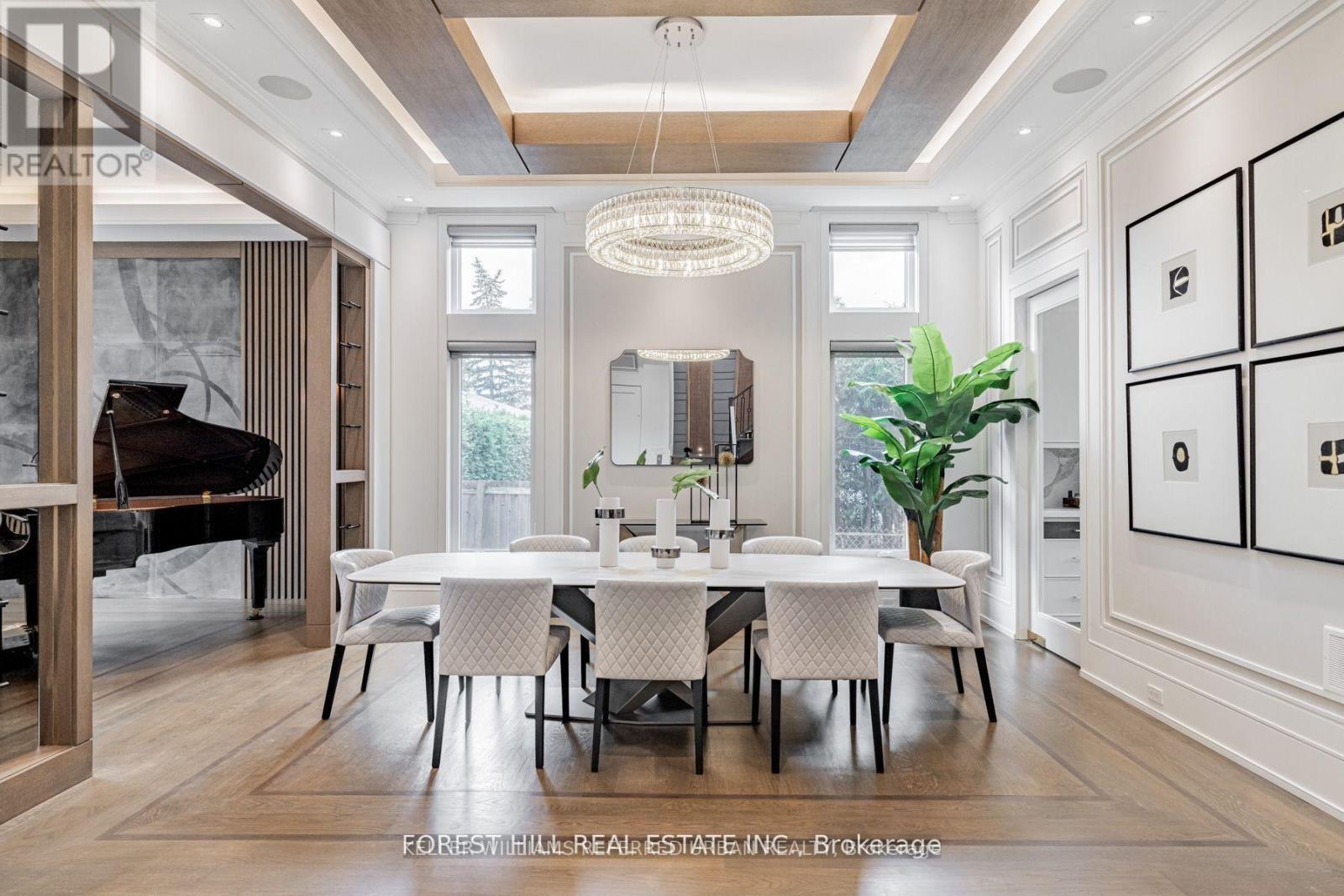 49 Ravenscroft Circle, Toronto, ON - Indoor Photo Showing Dining Room