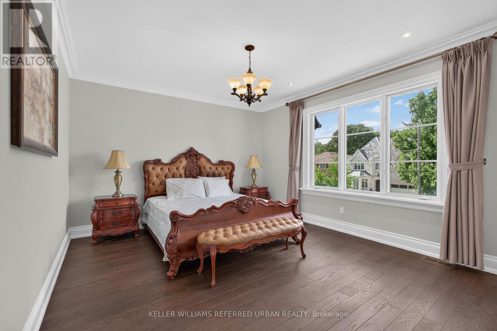 59 Munro Boulevard, Toronto, ON - Indoor Photo Showing Bedroom