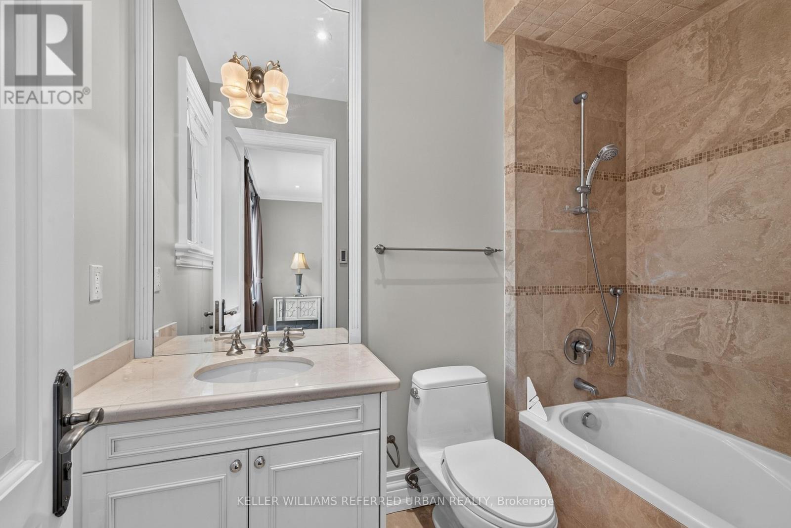 59 Munro Boulevard, Toronto, ON - Indoor Photo Showing Bathroom