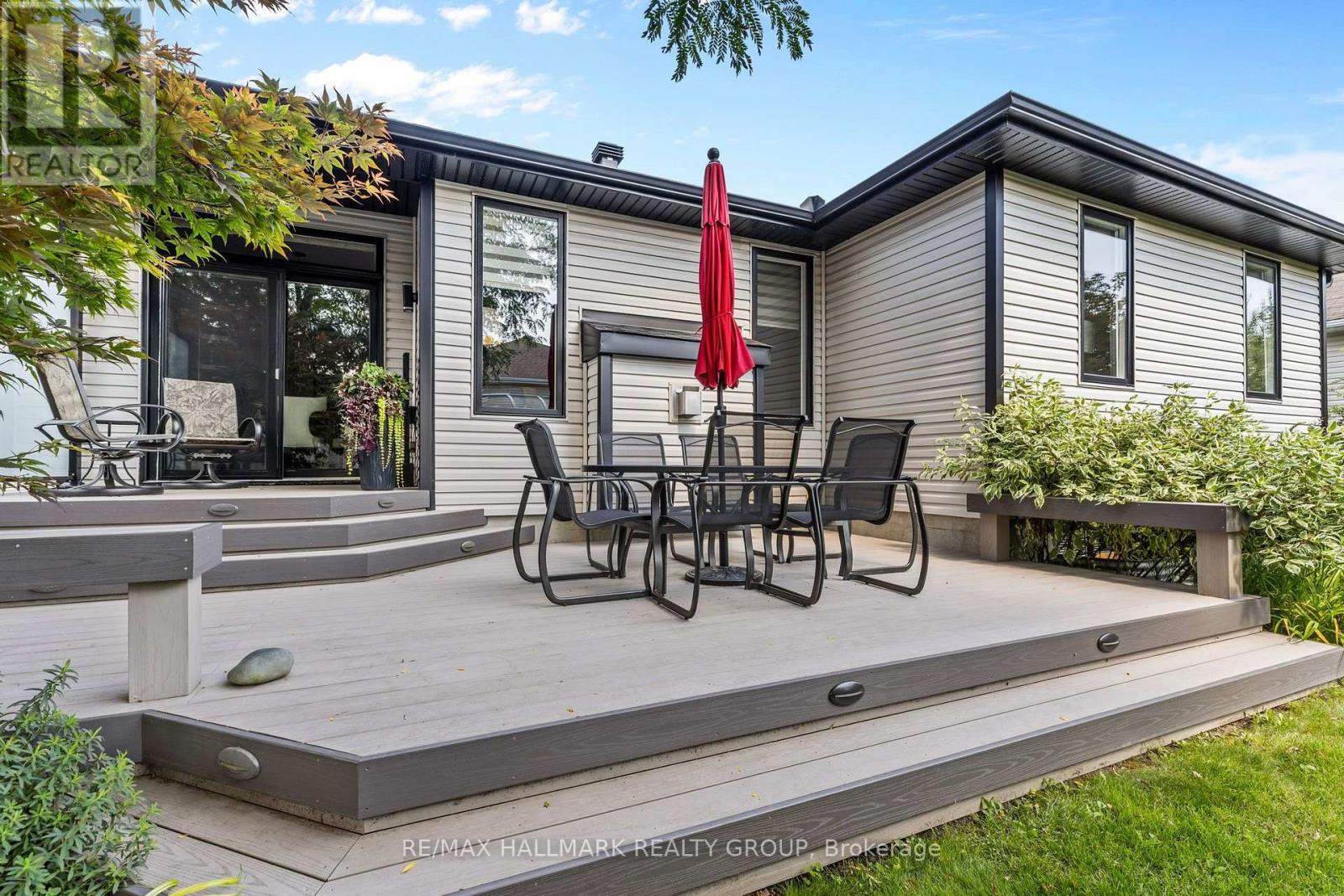 1832 Springridge Drive, Ottawa, ON - Outdoor With Deck Patio Veranda