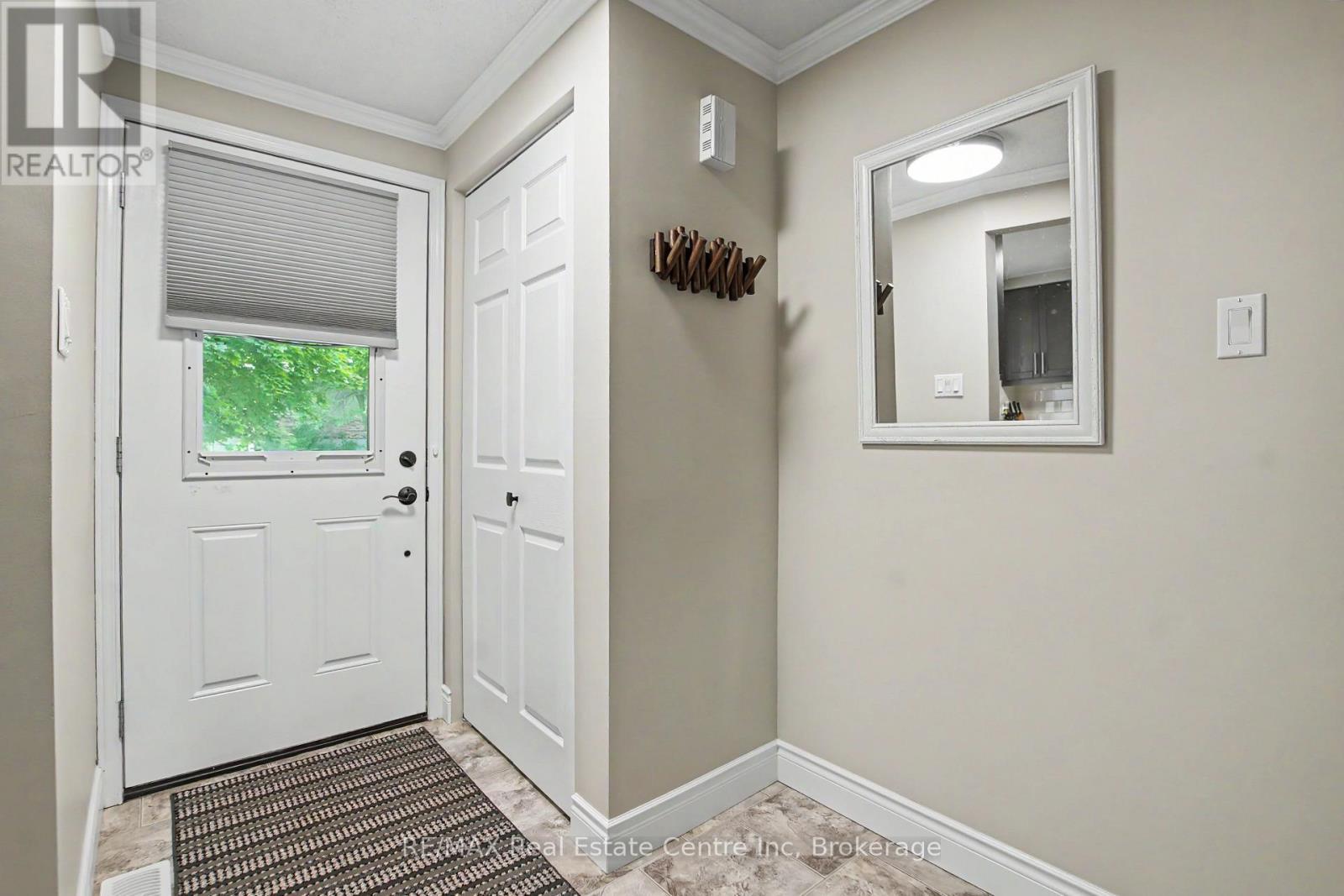 148 Carter Crescent, Cambridge, ON - Indoor Photo Showing Other Room