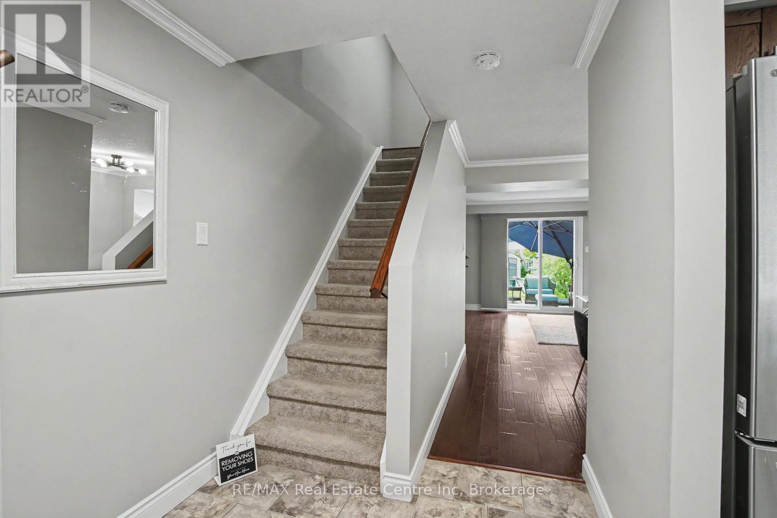 148 Carter Crescent, Cambridge, ON - Indoor Photo Showing Other Room