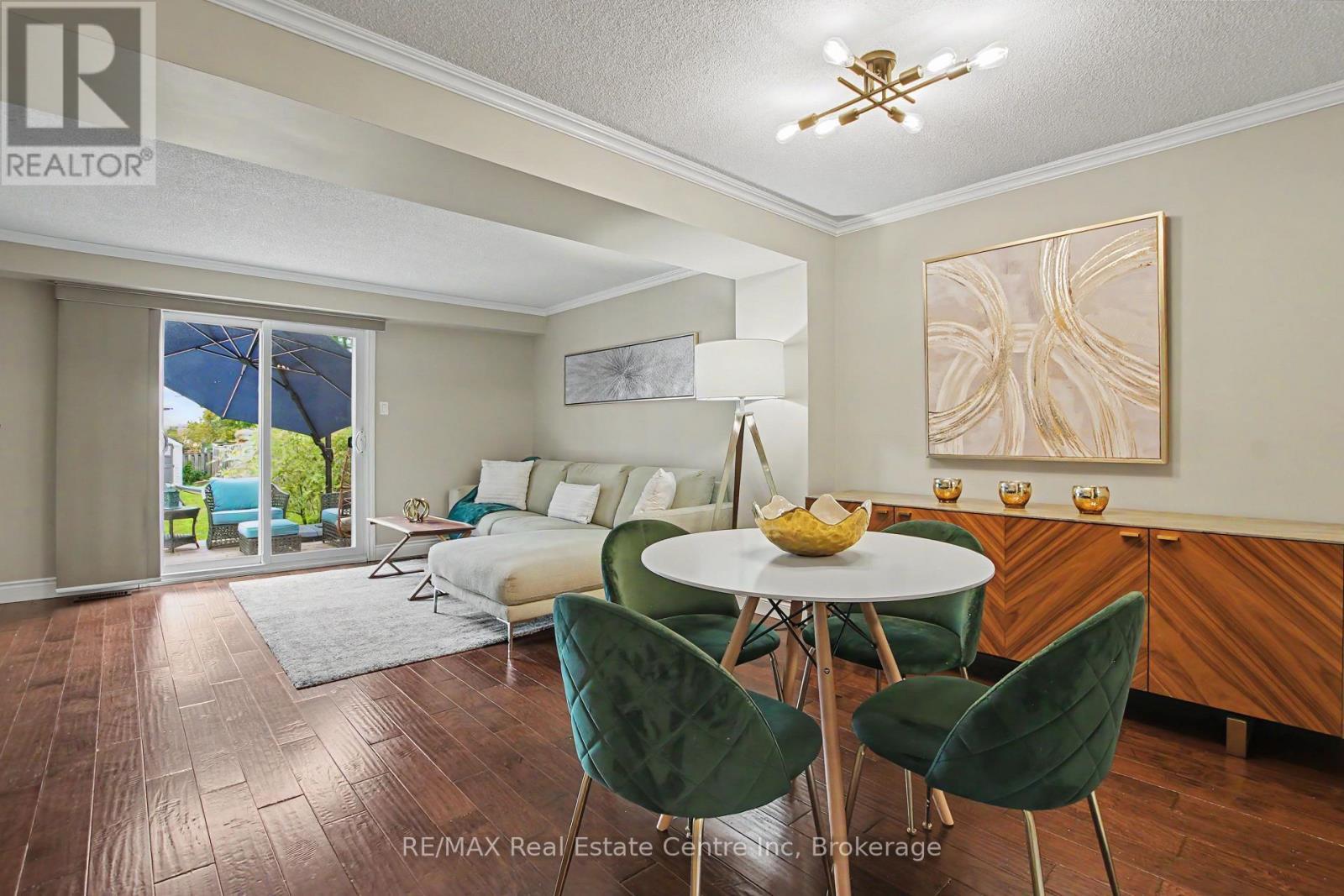 148 Carter Crescent, Cambridge, ON - Indoor Photo Showing Other Room