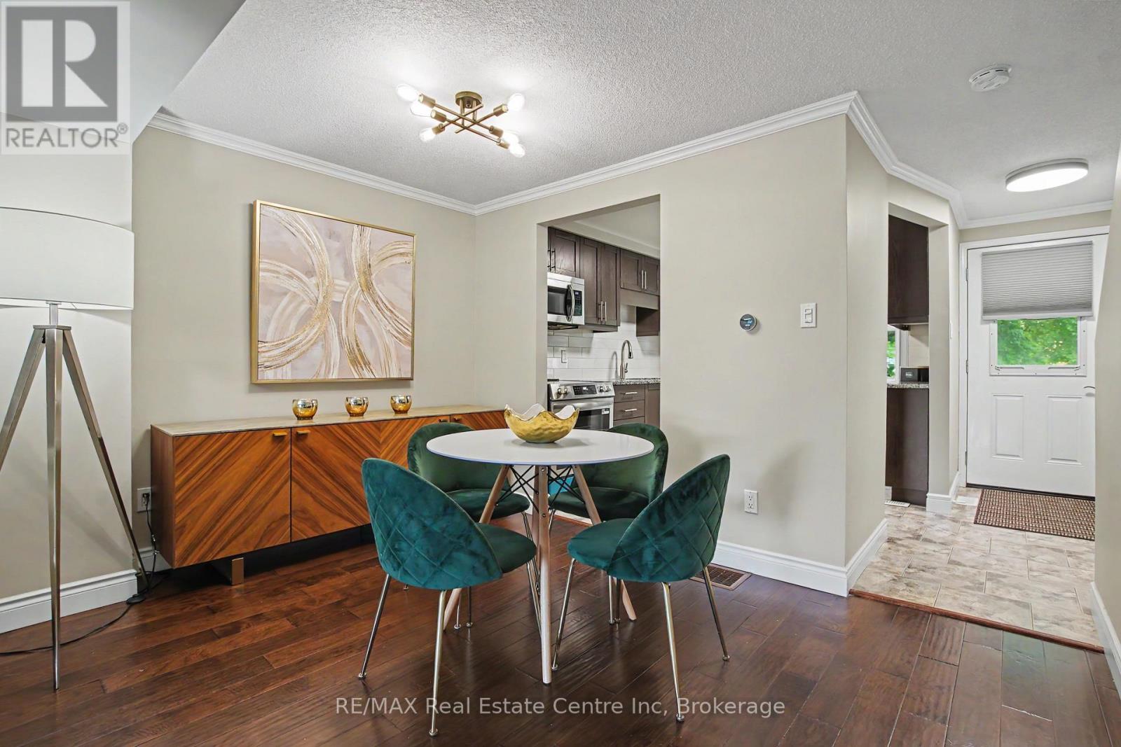 148 Carter Crescent, Cambridge, ON - Indoor Photo Showing Dining Room