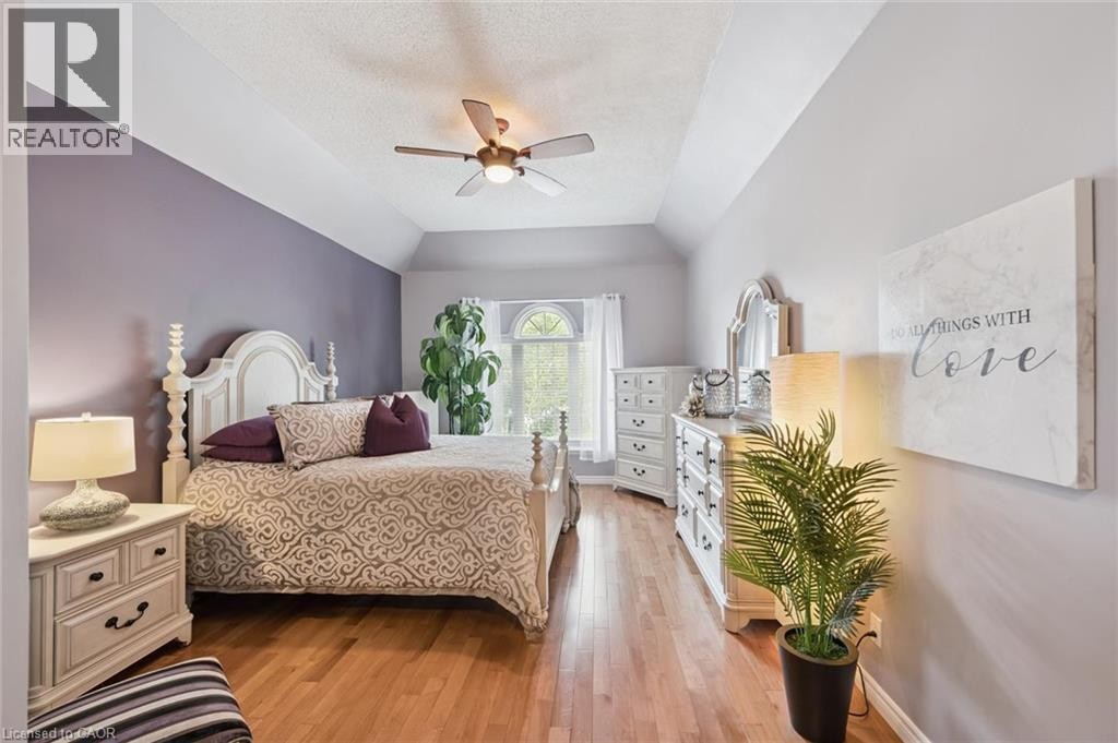 199 Saginaw Parkway Unit# 15, Cambridge, ON - Indoor Photo Showing Bedroom