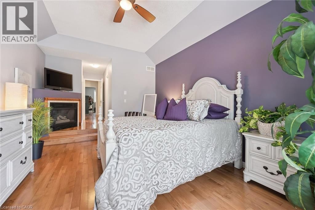 199 Saginaw Parkway Unit# 15, Cambridge, ON - Indoor Photo Showing Bedroom