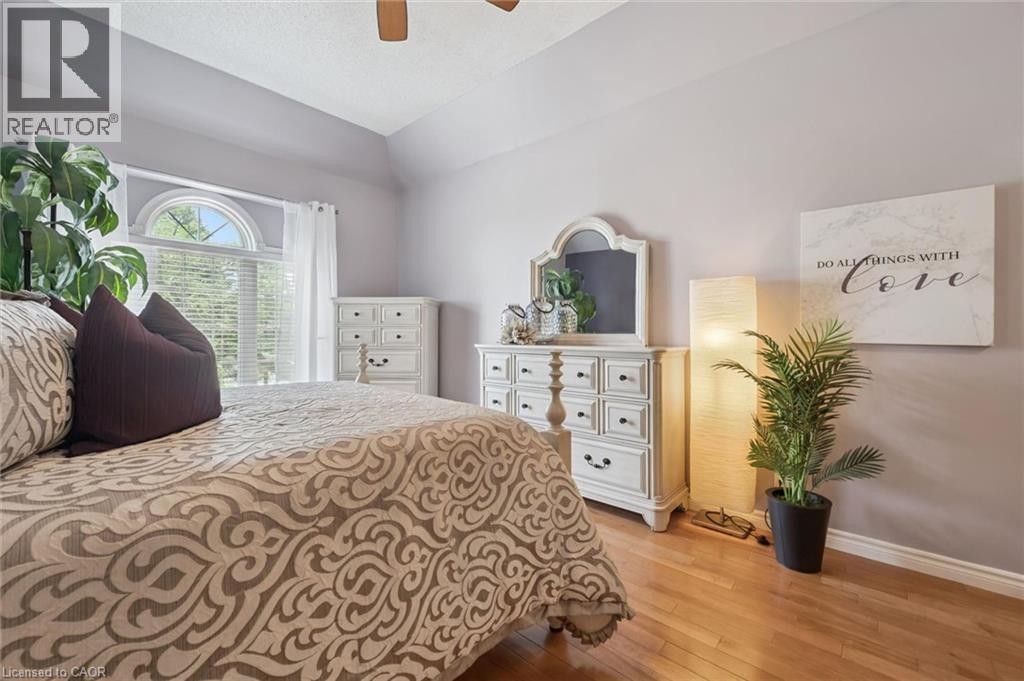 199 Saginaw Parkway Unit# 15, Cambridge, ON - Indoor Photo Showing Bedroom
