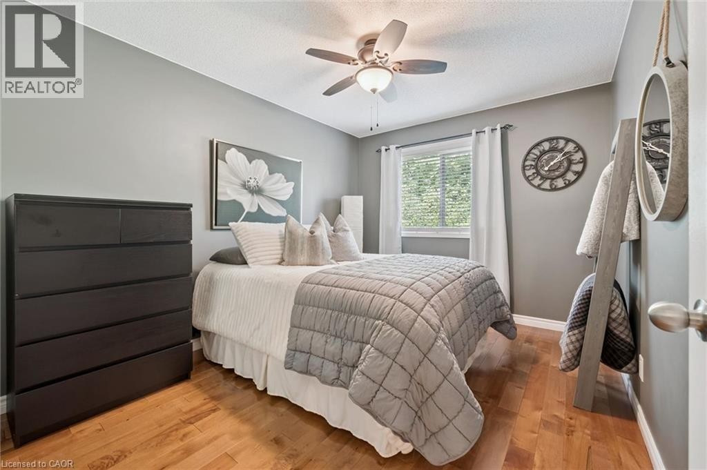 199 Saginaw Parkway Unit# 15, Cambridge, ON - Indoor Photo Showing Bedroom