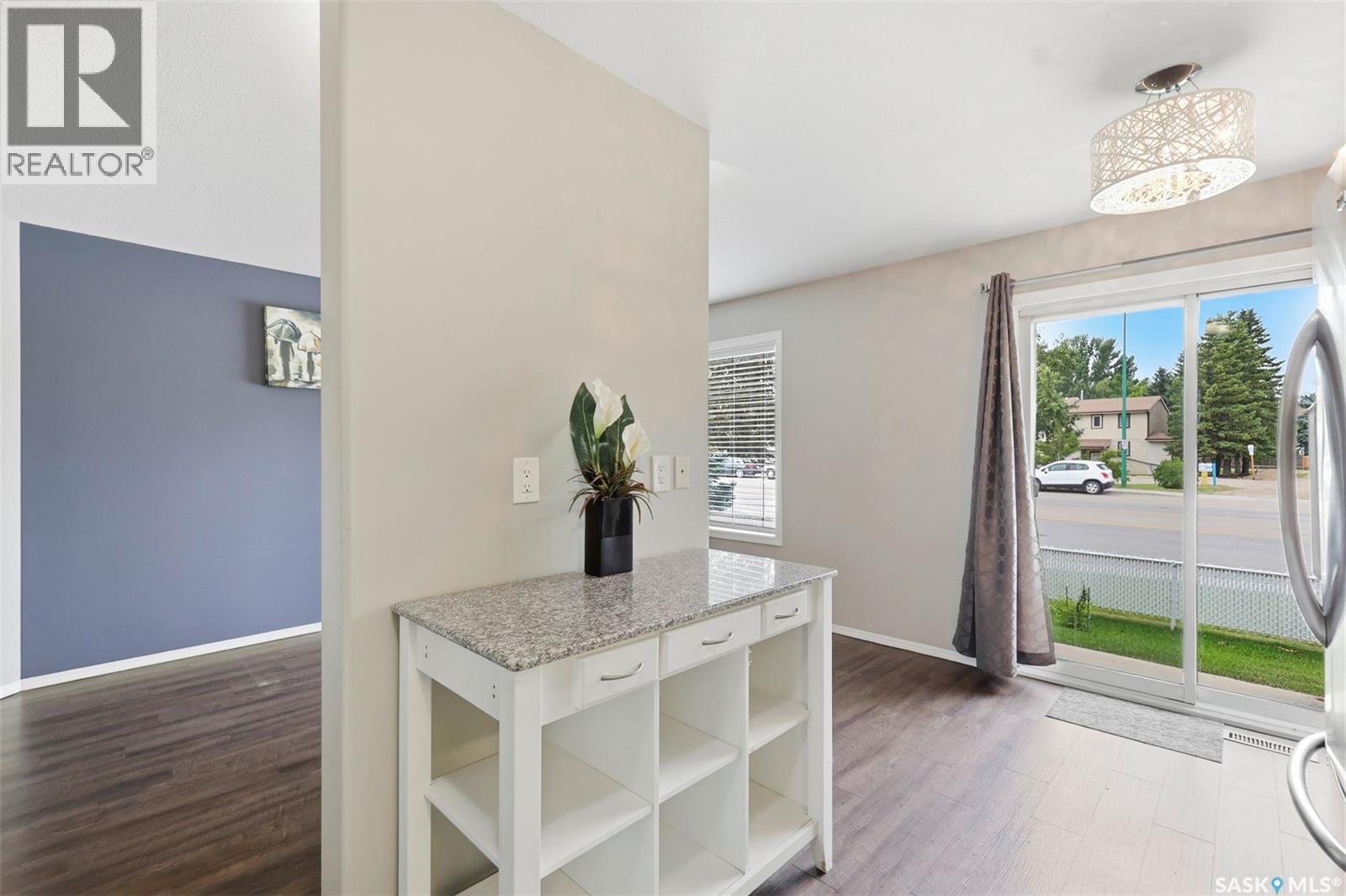 8 103 Berini Drive, Saskatoon, SK - Indoor