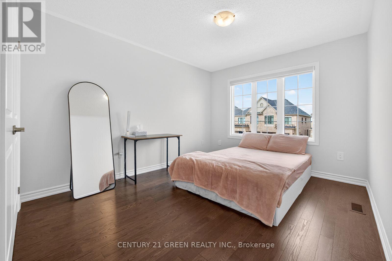 1444 Savoline Boulevard, Milton, ON - Indoor Photo Showing Bedroom