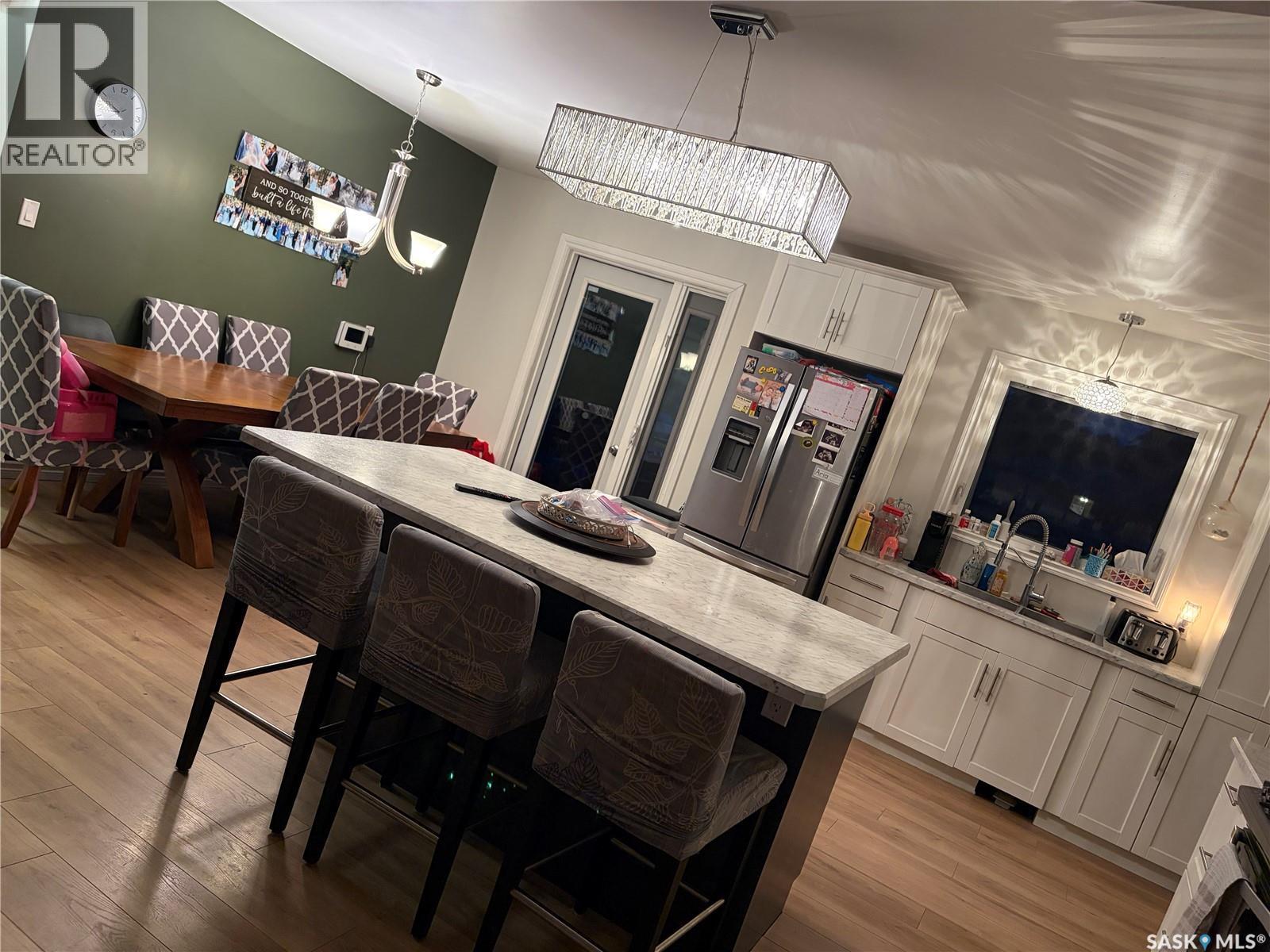 939 7Th Street, Humboldt, SK - Indoor