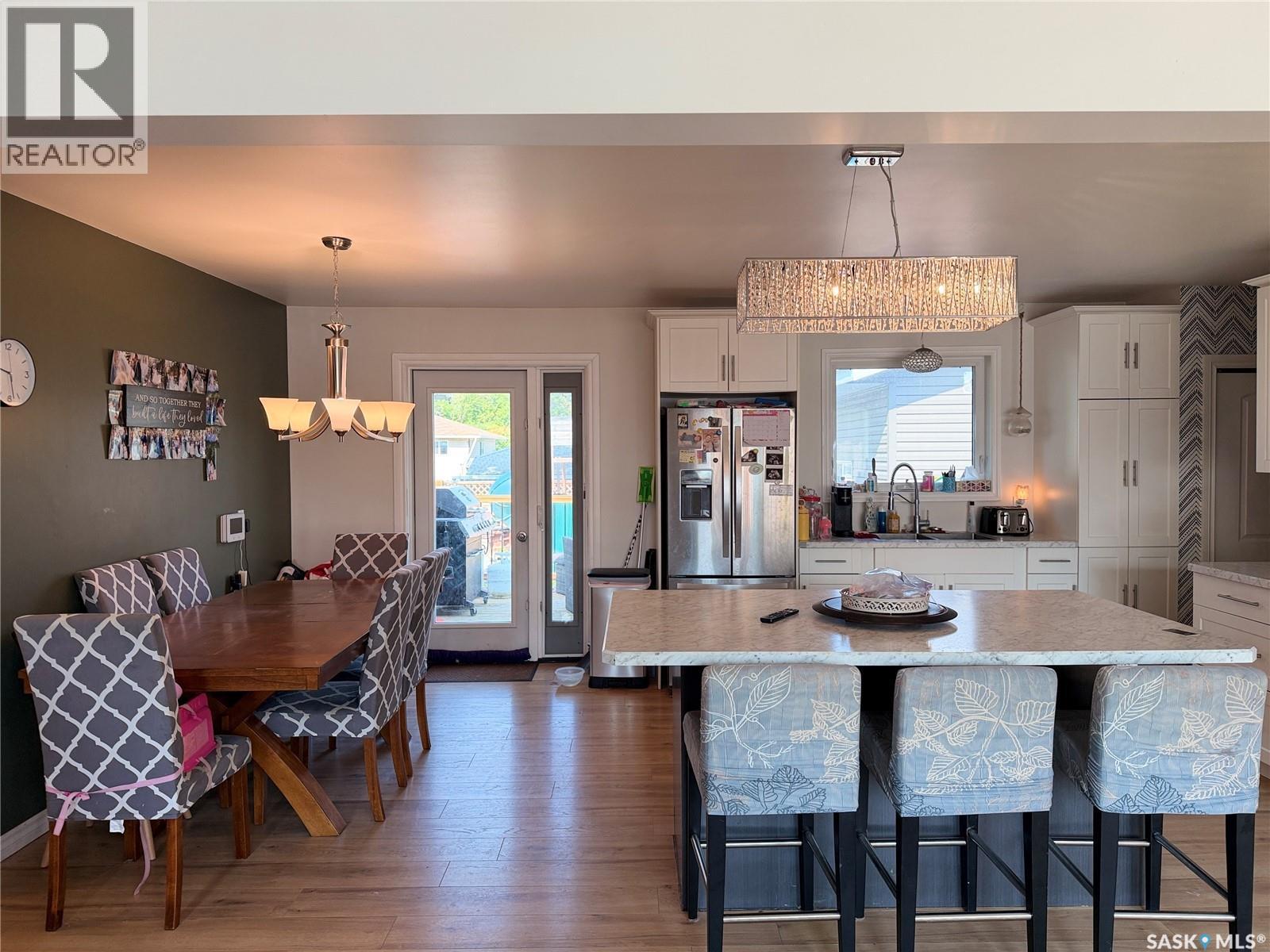 939 7Th Street, Humboldt, SK - Indoor Photo Showing Dining Room