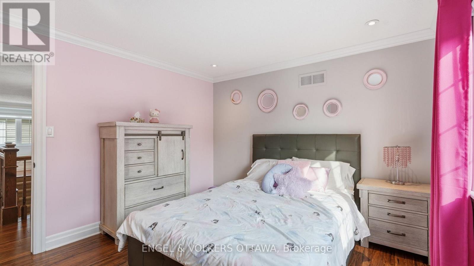 191 Cheyenne Way, Ottawa, ON - Indoor Photo Showing Bedroom