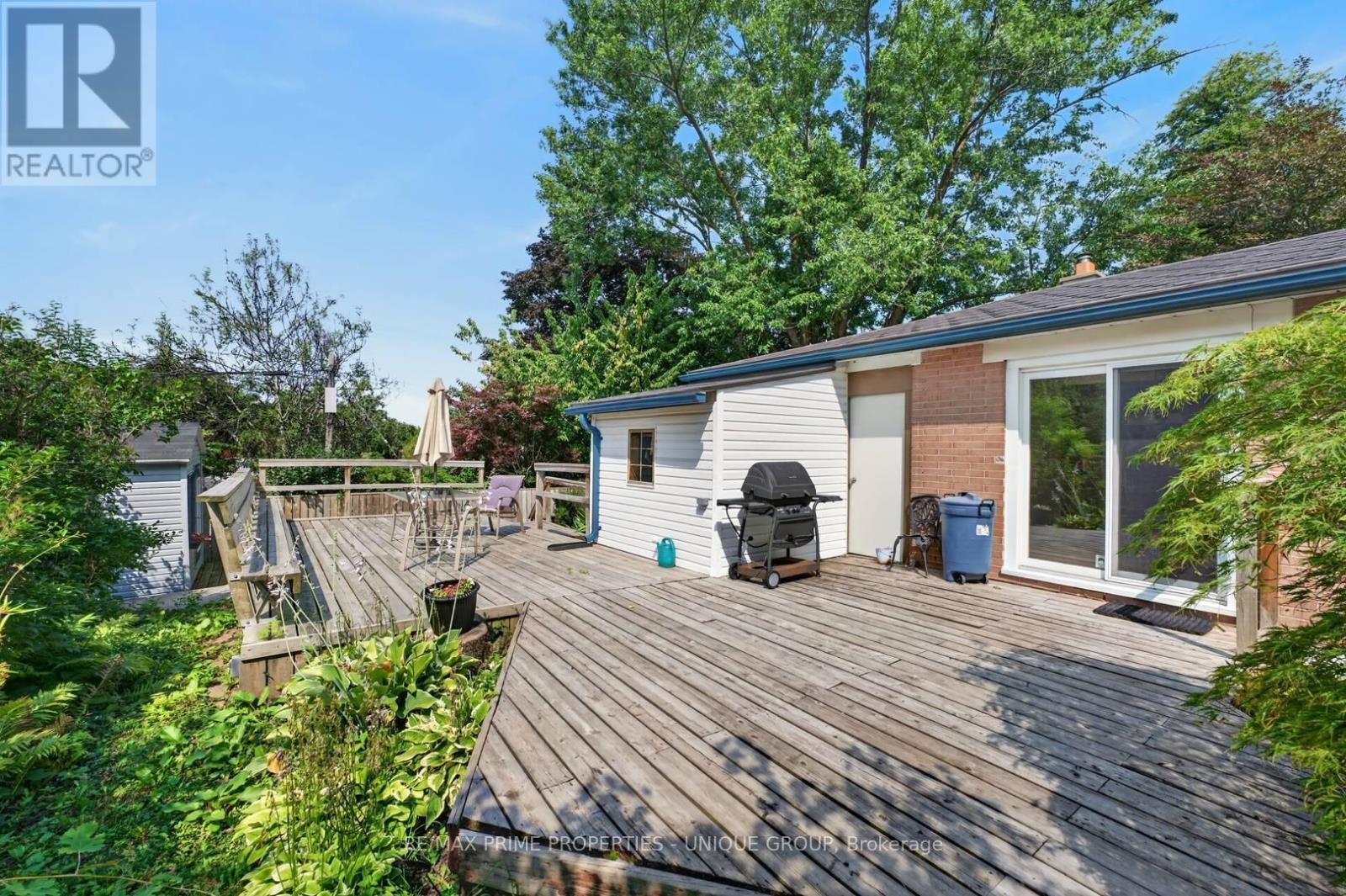36 Dallington Drive, Toronto, ON - Outdoor With Deck Patio Veranda