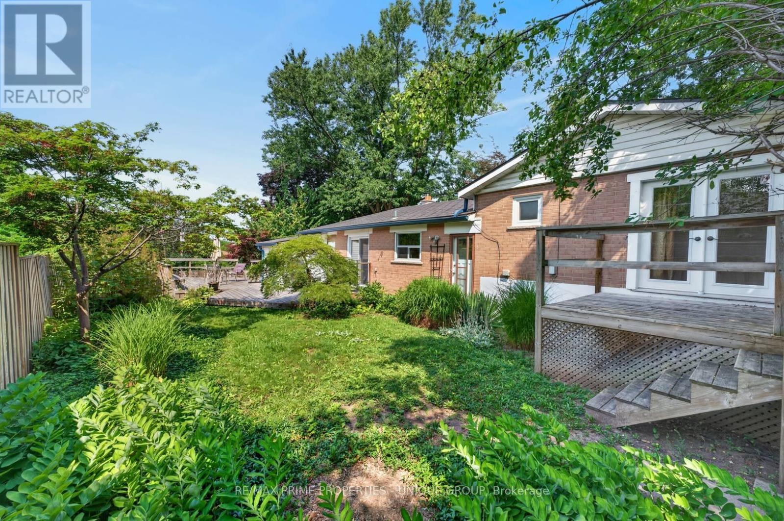 36 Dallington Drive, Toronto, ON - Outdoor