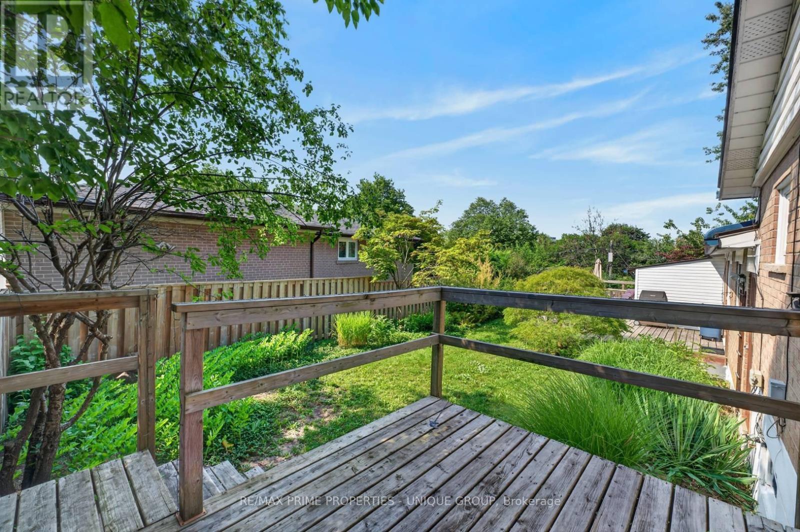 36 Dallington Drive, Toronto, ON - Outdoor With Deck Patio Veranda