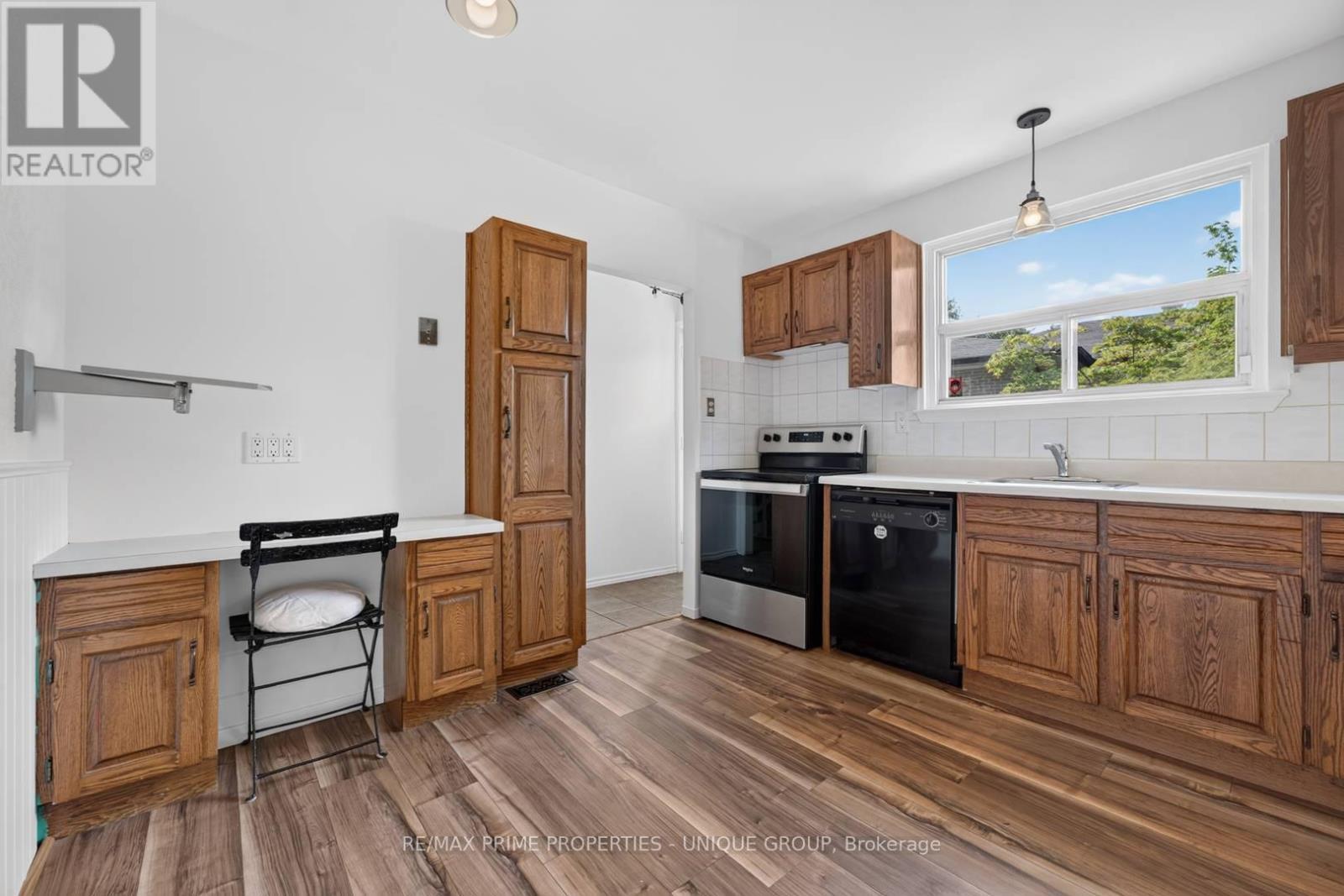 36 Dallington Drive, Toronto, ON - Indoor Photo Showing Kitchen