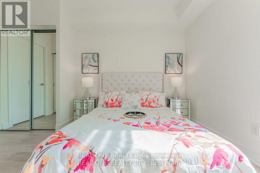 303 - 80 Vanauley Street, Toronto, ON - Indoor Photo Showing Bedroom