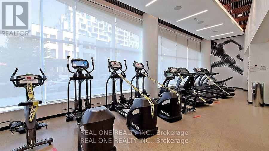 303 - 80 Vanauley Street, Toronto, ON - Indoor Photo Showing Gym Room