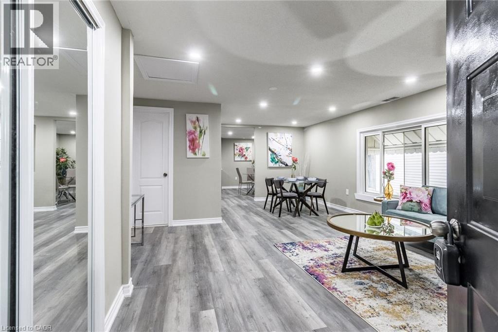 15 Spiers Crescent, Cambridge, ON - Indoor