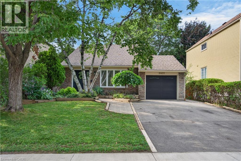3401 Rockwood Drive, Burlington, ON - Outdoor