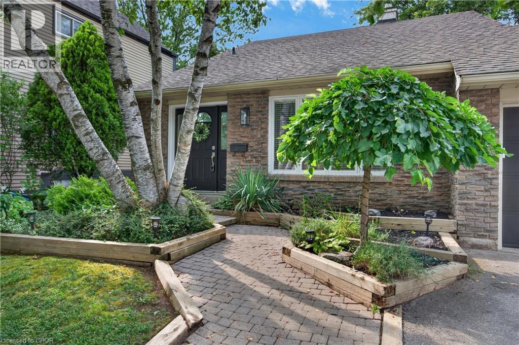 3401 Rockwood Drive, Burlington, ON - Outdoor