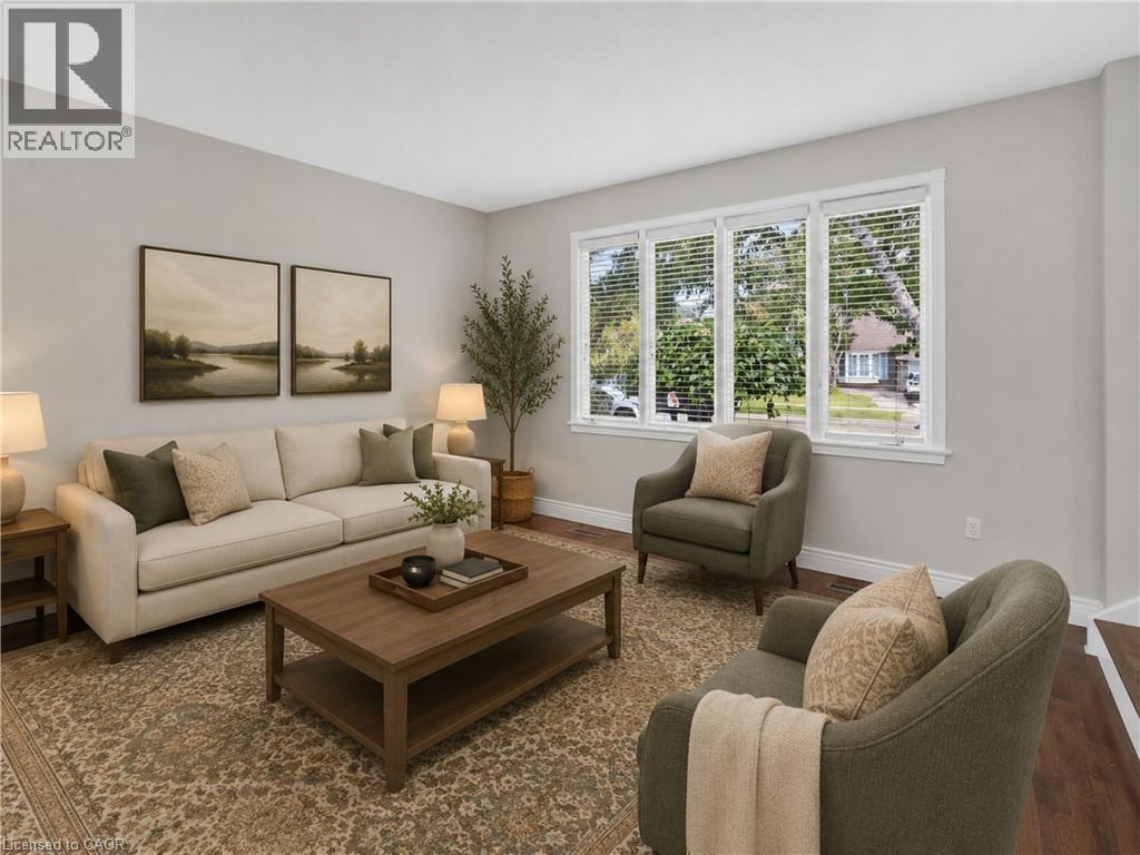 Virtually Staged. - 3401 Rockwood Drive, Burlington, ON - Indoor Photo Showing Living Room