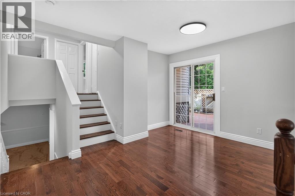 3401 Rockwood Drive, Burlington, ON - Indoor Photo Showing Other Room