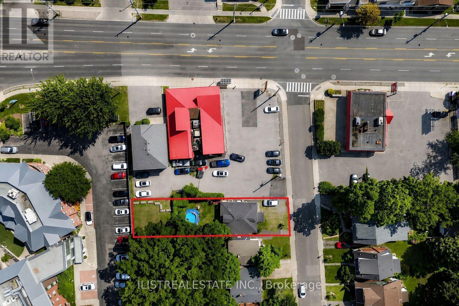 2 Norfolk Street N, Hamilton, ON - Outdoor With View