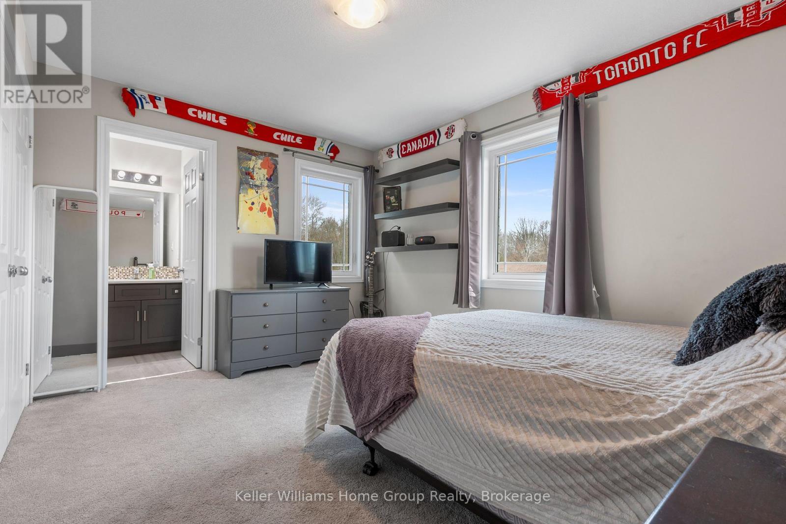35 - 107 Westra Drive, Guelph (Willow West/Sugarbush/West Acres), ON - Indoor Photo Showing Bedroom