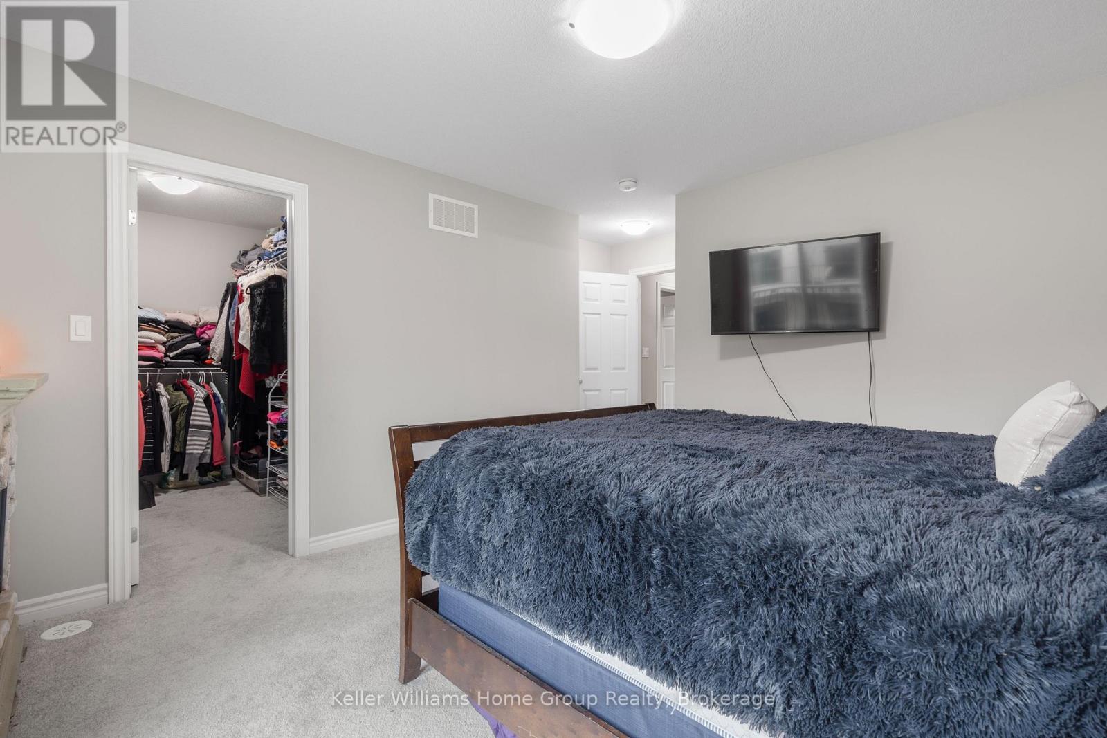 35 - 107 Westra Drive, Guelph (Willow West/Sugarbush/West Acres), ON - Indoor Photo Showing Bedroom