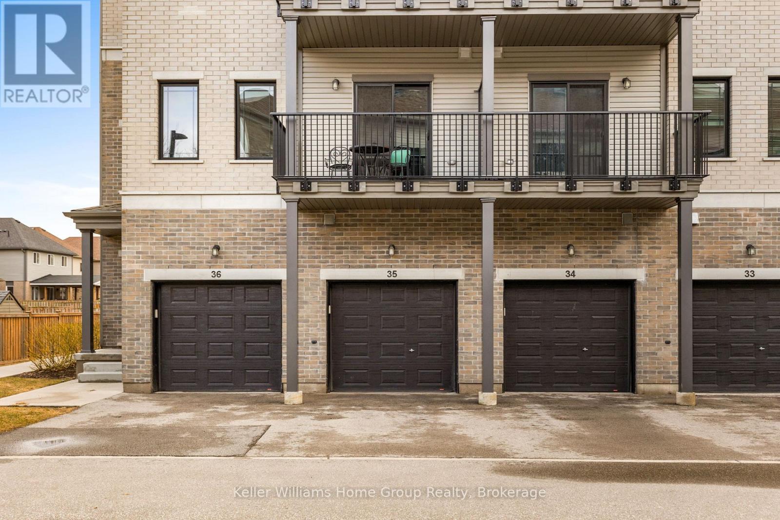 35 - 107 Westra Drive, Guelph (Willow West/Sugarbush/West Acres), ON - Outdoor With Exterior