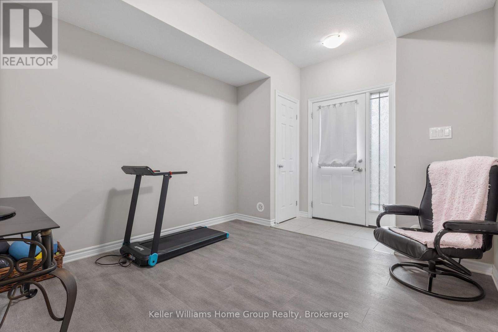 35 - 107 Westra Drive, Guelph (Willow West/Sugarbush/West Acres), ON - Indoor Photo Showing Gym Room