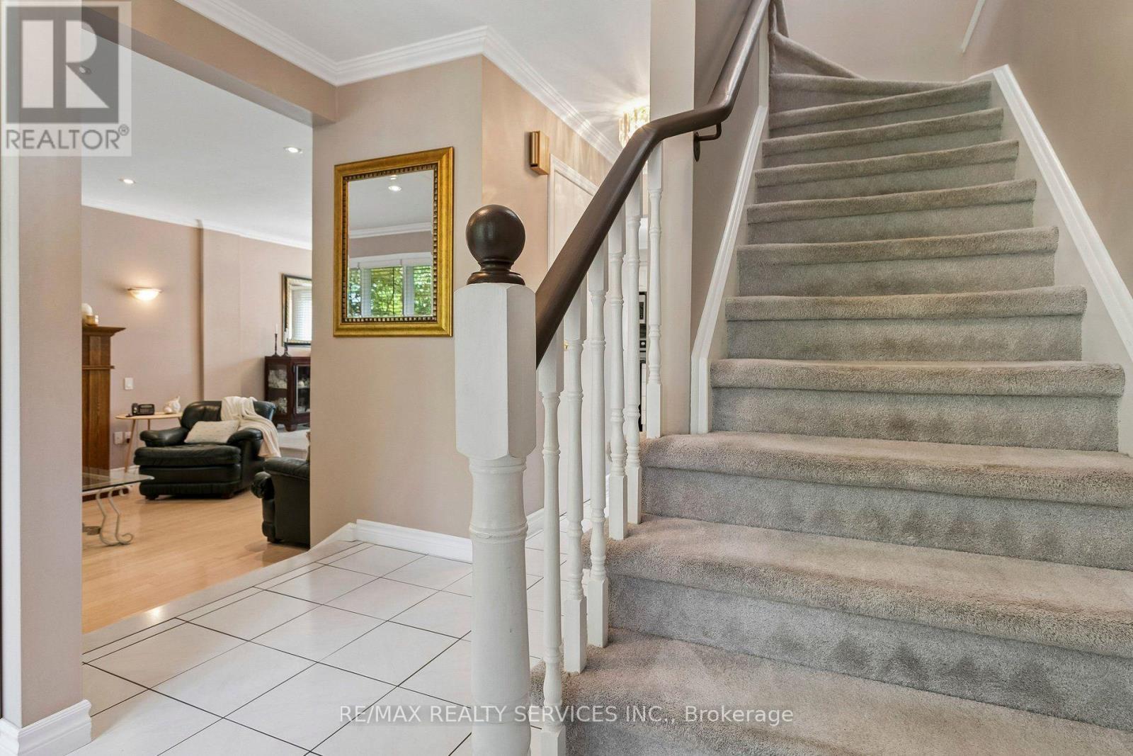 11 Longbourne Crescent, Brampton, ON - Indoor Photo Showing Other Room