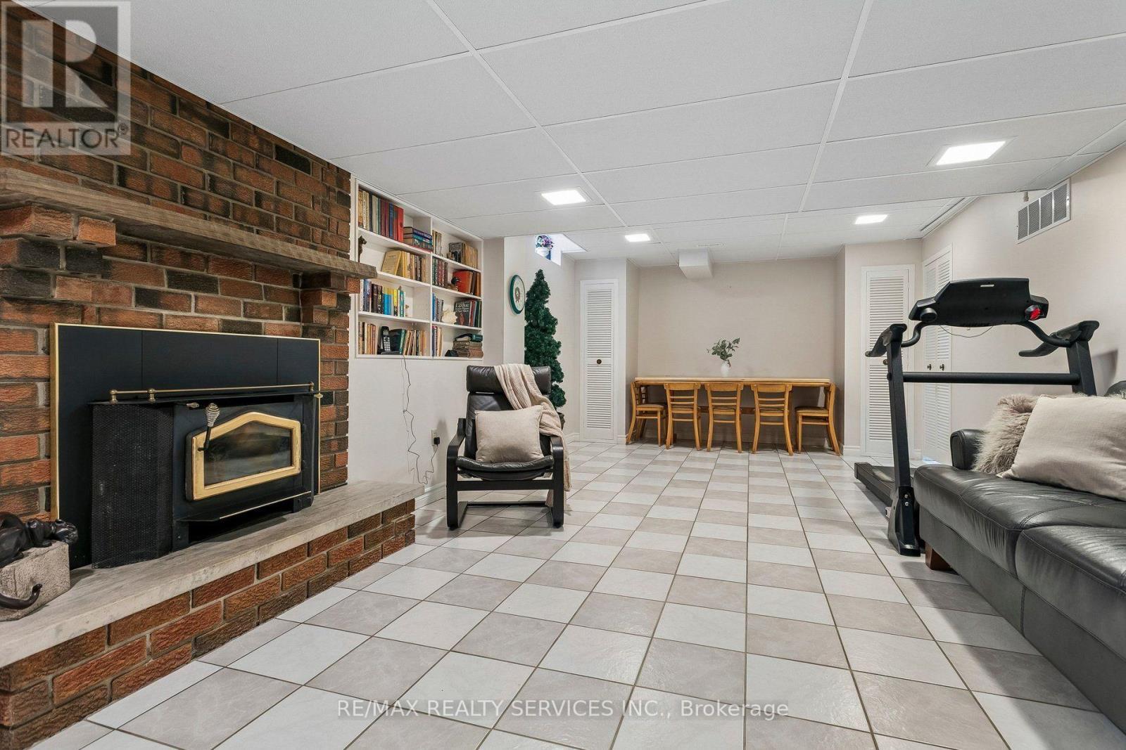 11 Longbourne Crescent, Brampton, ON - Indoor With Fireplace