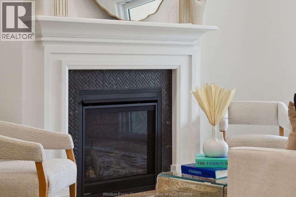 485 Maple, Lasalle, ON - Indoor Photo Showing Living Room With Fireplace