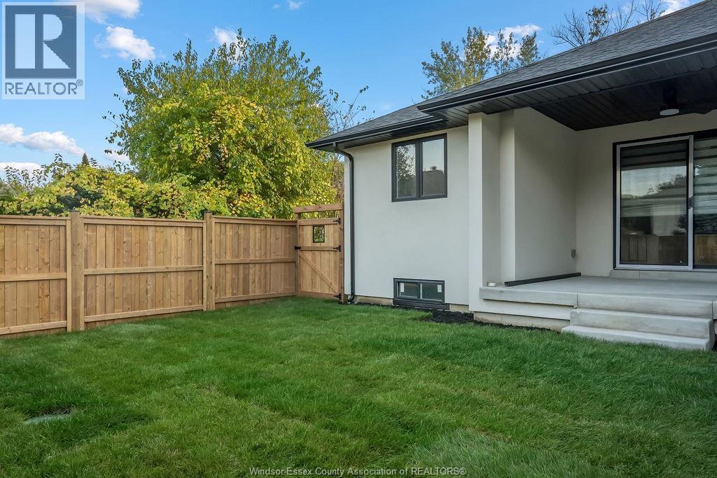 485 Maple, Lasalle, ON - Outdoor