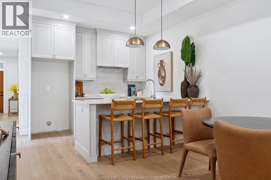 485 Maple, Lasalle, ON - Indoor Photo Showing Kitchen