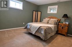 Lower level bedroom - 