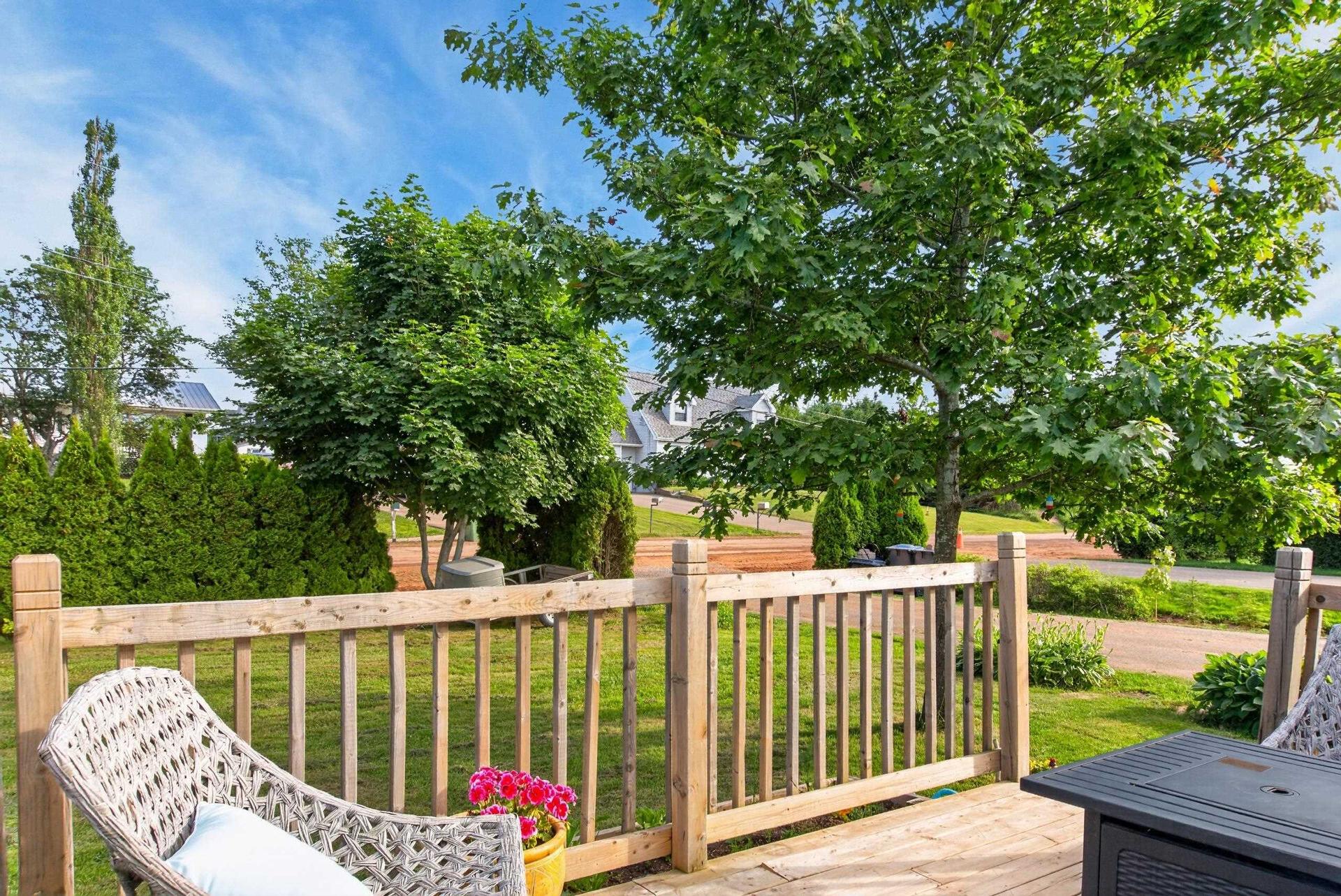 23 Lakeview Drive, Cornwall, PE - Outdoor With Deck Patio Veranda