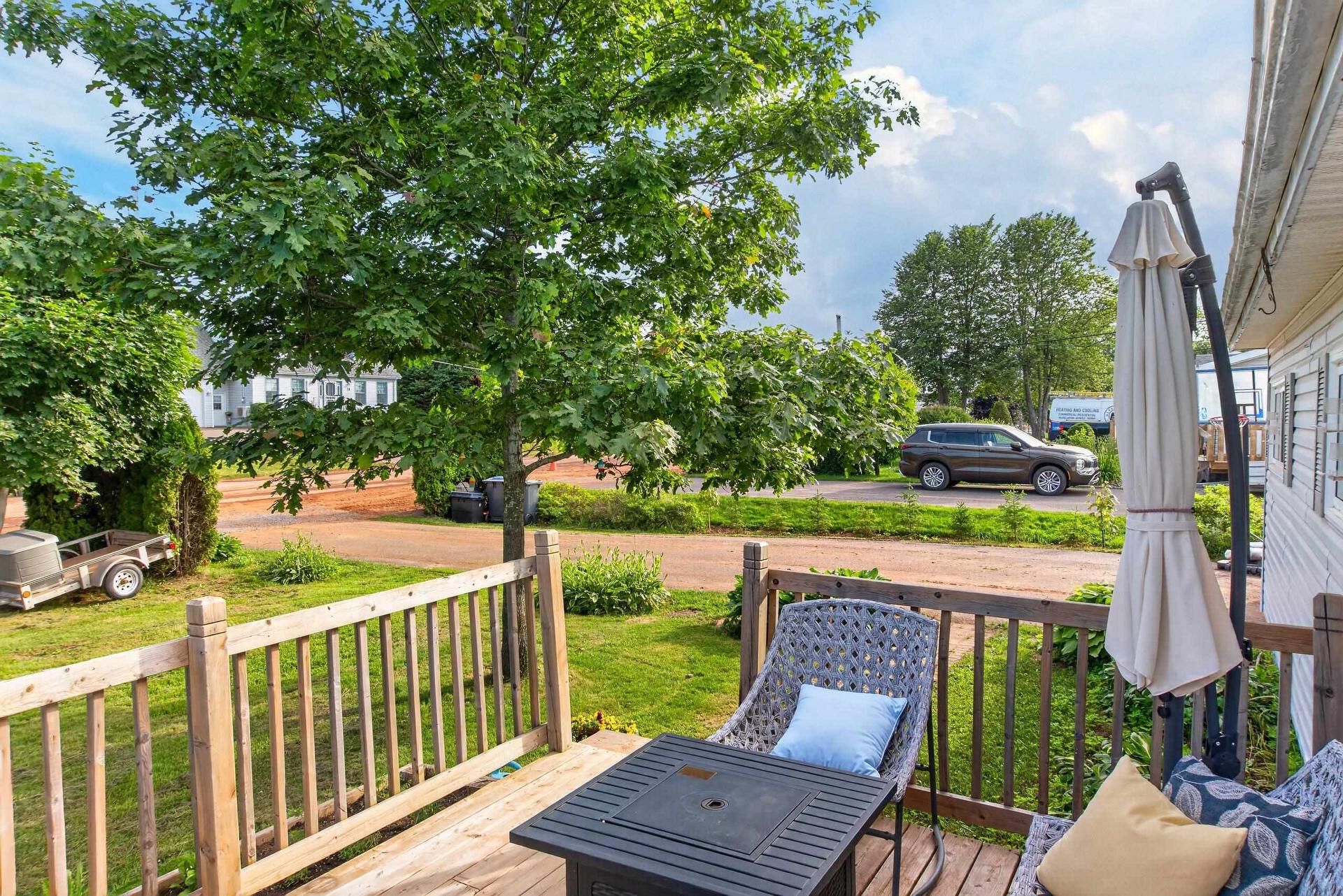 23 Lakeview Drive, Cornwall, PE - Outdoor With Deck Patio Veranda
