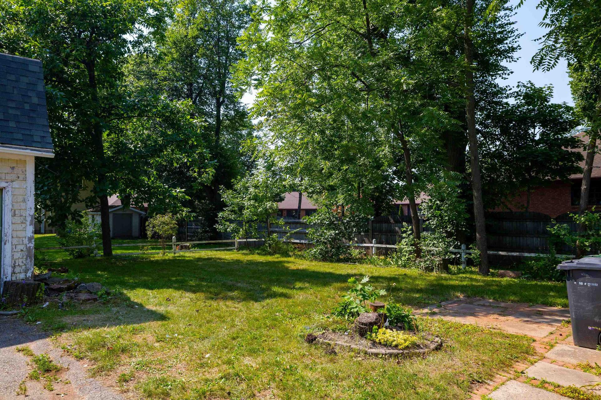 203 North River Road, Charlottetown, PE - Outdoor