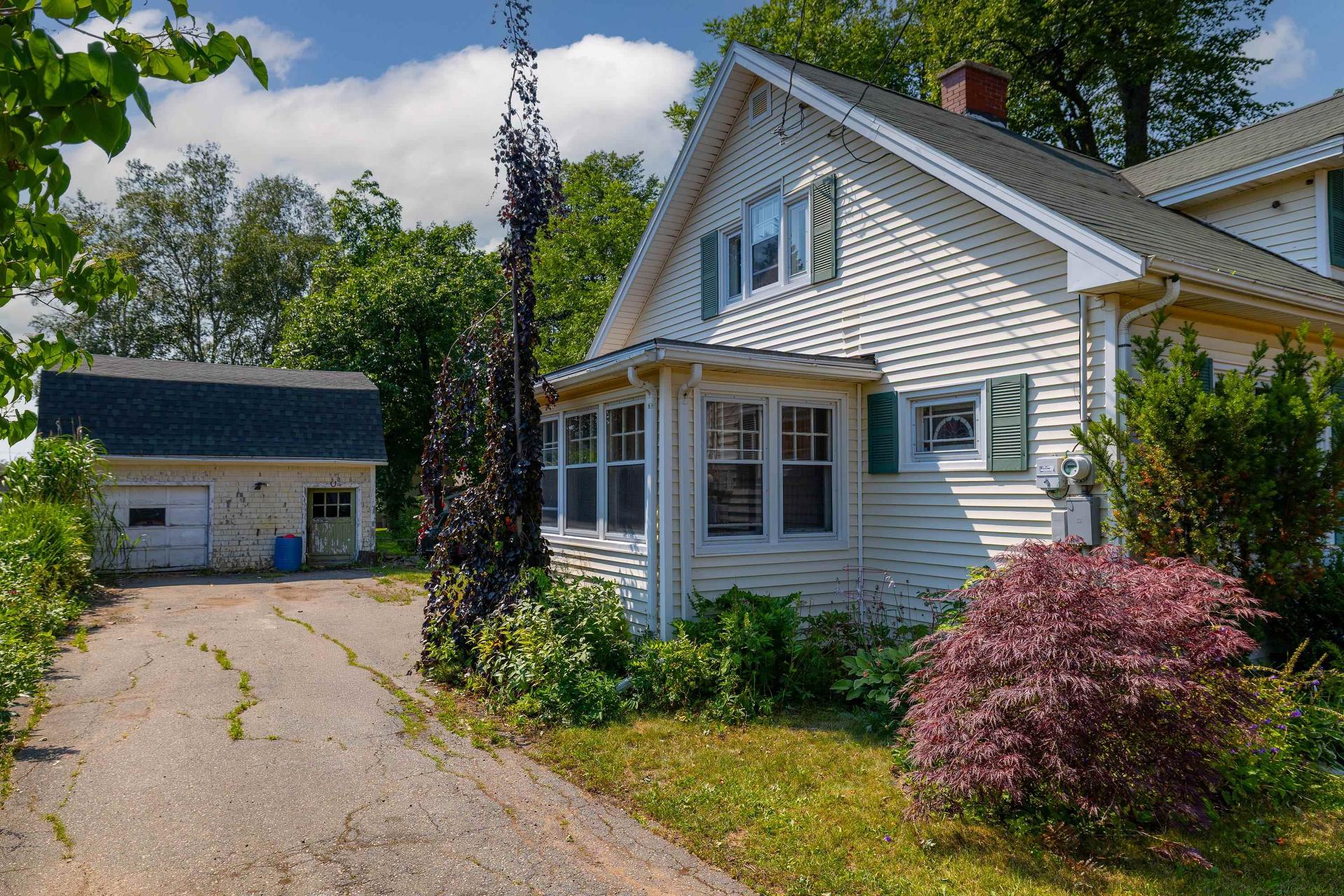 203 North River Road, Charlottetown, PE - Outdoor