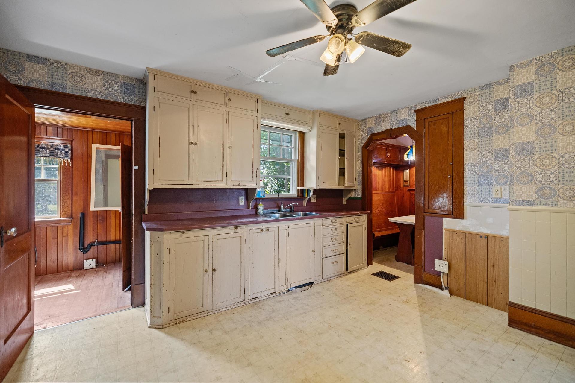 203 North River Road, Charlottetown, PE - Indoor