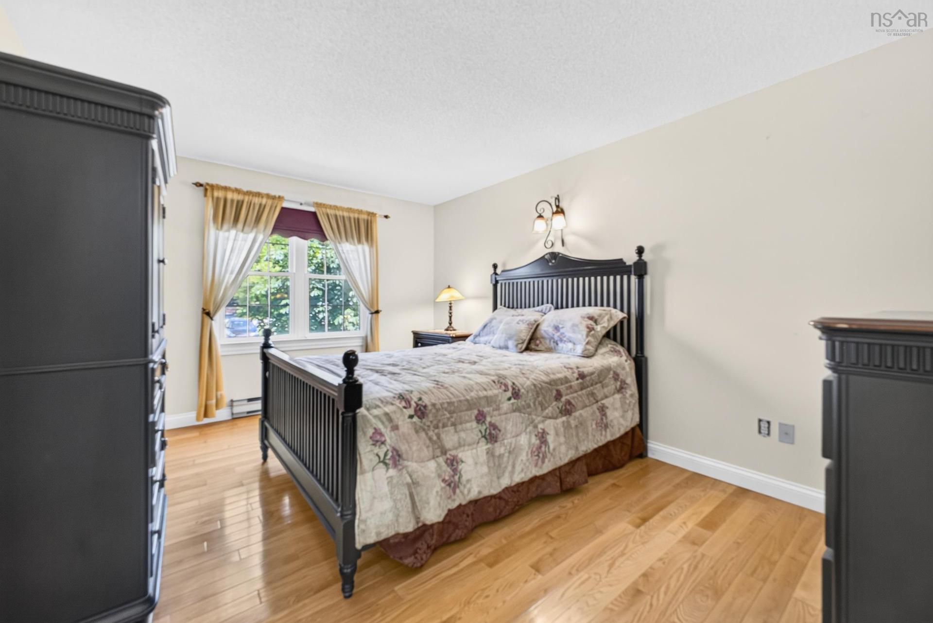 1 Hillcrest Street, Truro, NS - Indoor Photo Showing Bedroom