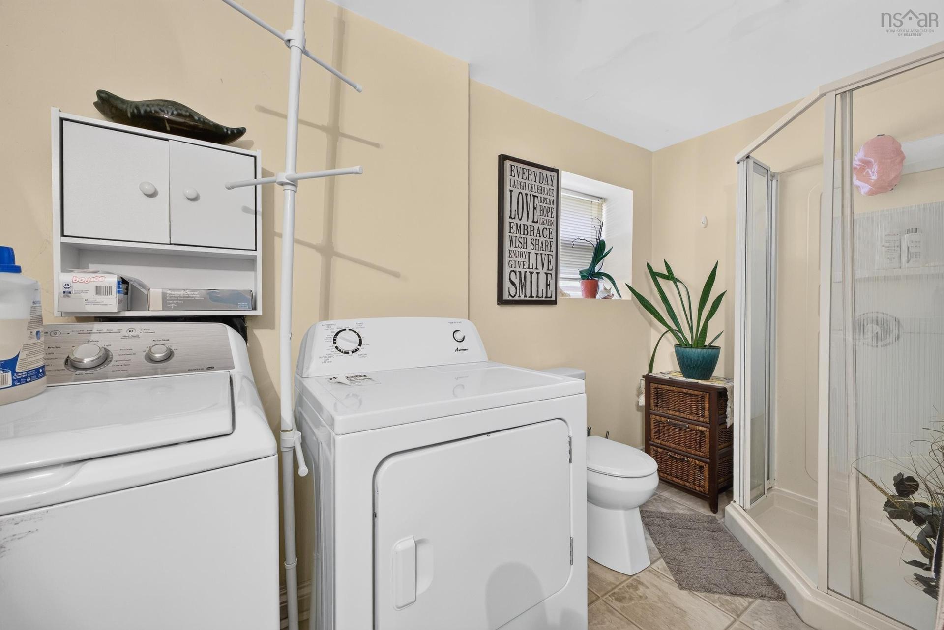 1 Hillcrest Street, Truro, NS - Indoor Photo Showing Laundry Room