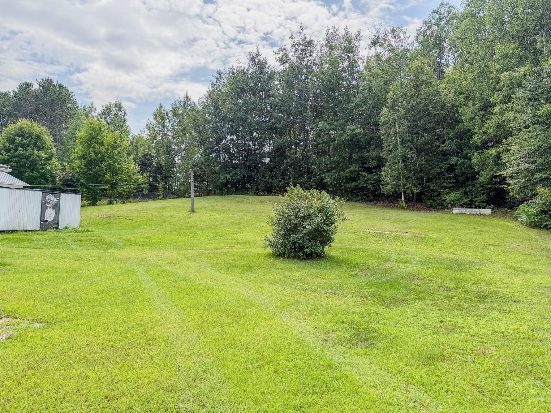 Courtyard - 382 Ch. Du Lac-Long, Blue Sea, QC - Outdoor
