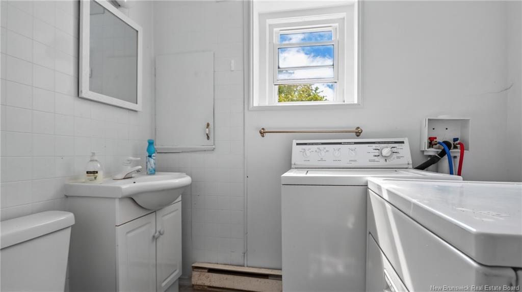 42 Railway, Moncton, NB - Indoor
