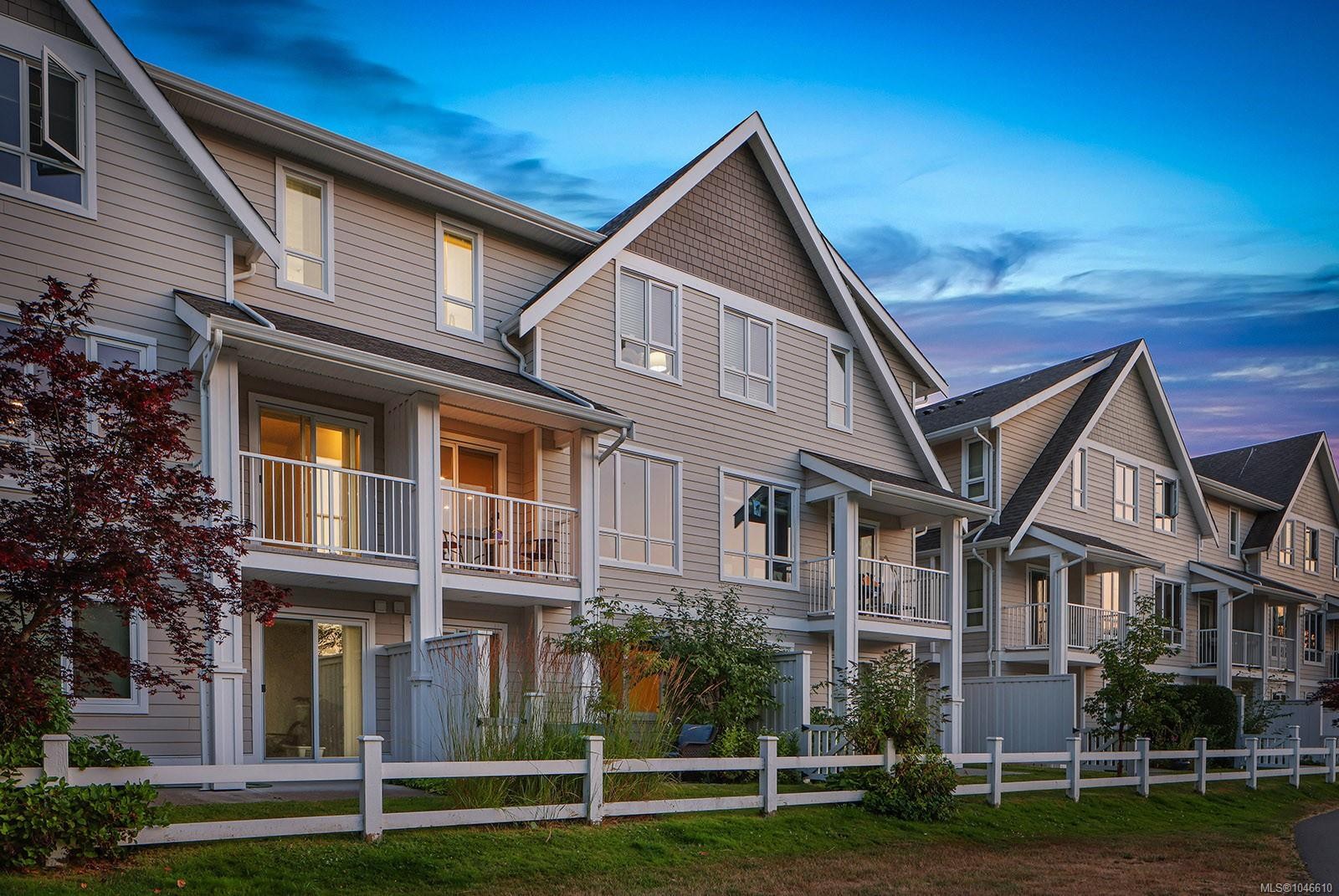 #38-700 Lancaster Way, Comox, BC
